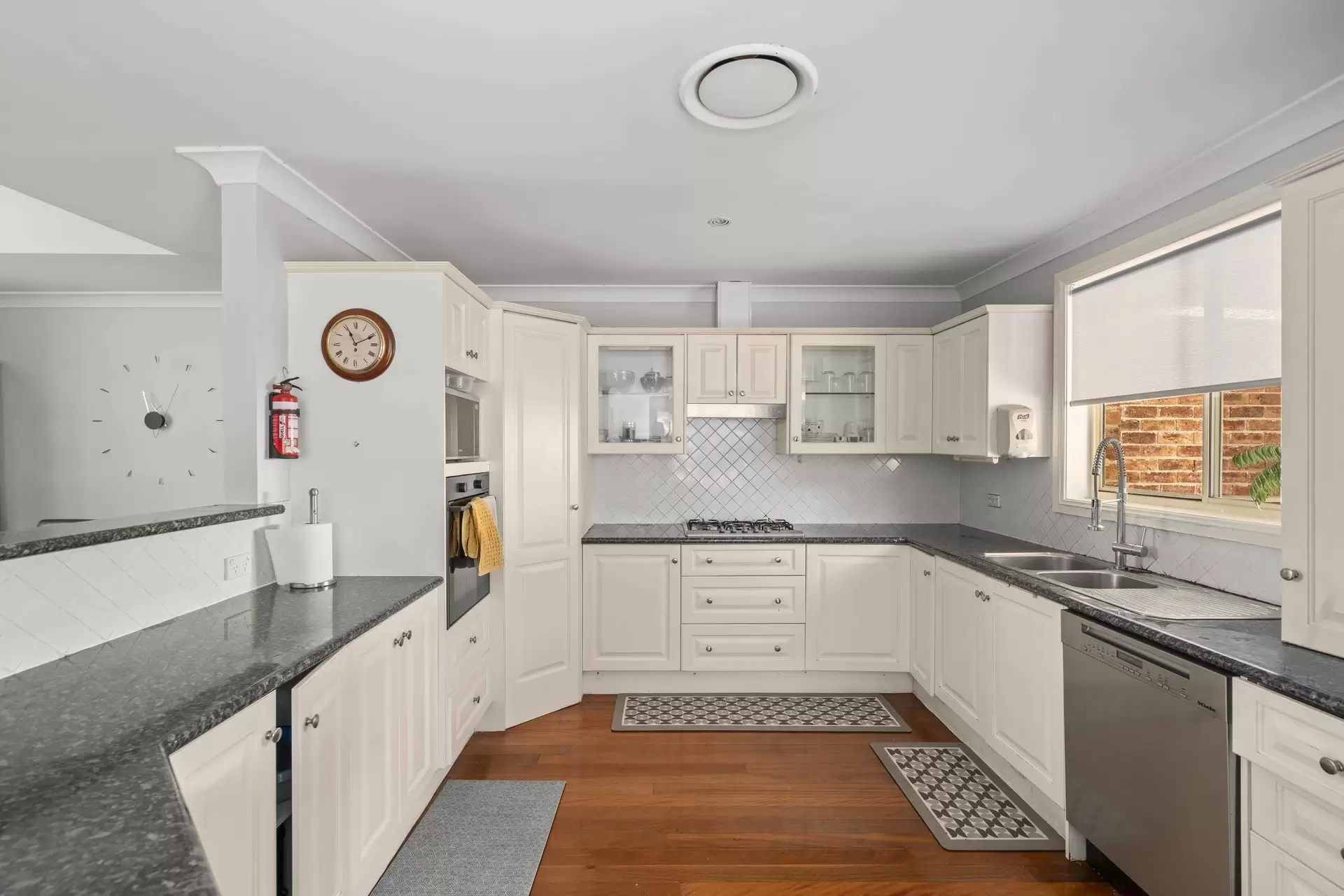 1 Telowie Court, Dural Auction by Richard Matthews Real Estate - image 6