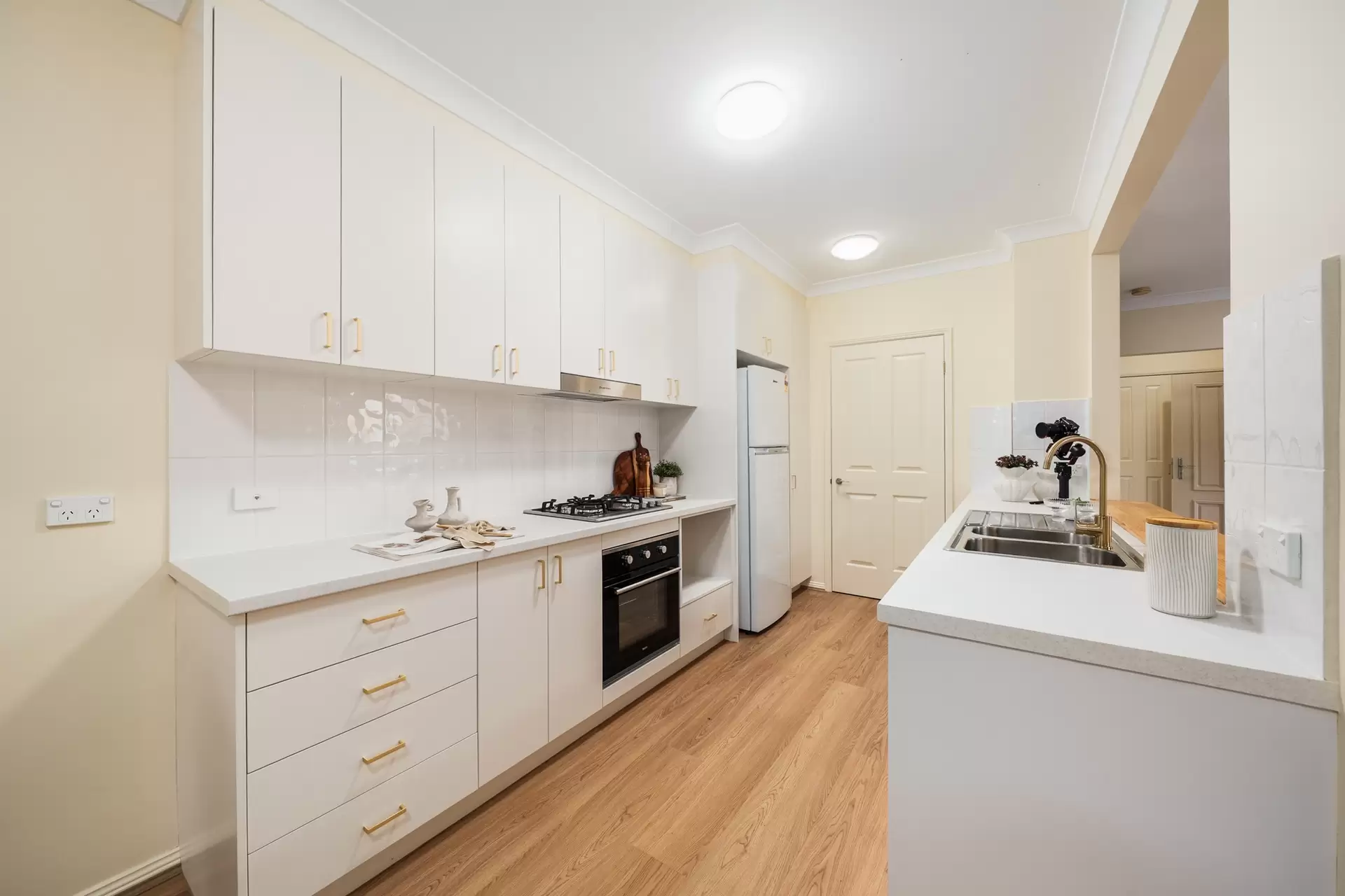 12 Wiltshire Close, Liberty Grove Auction by Richard Matthews Real Estate - image 3