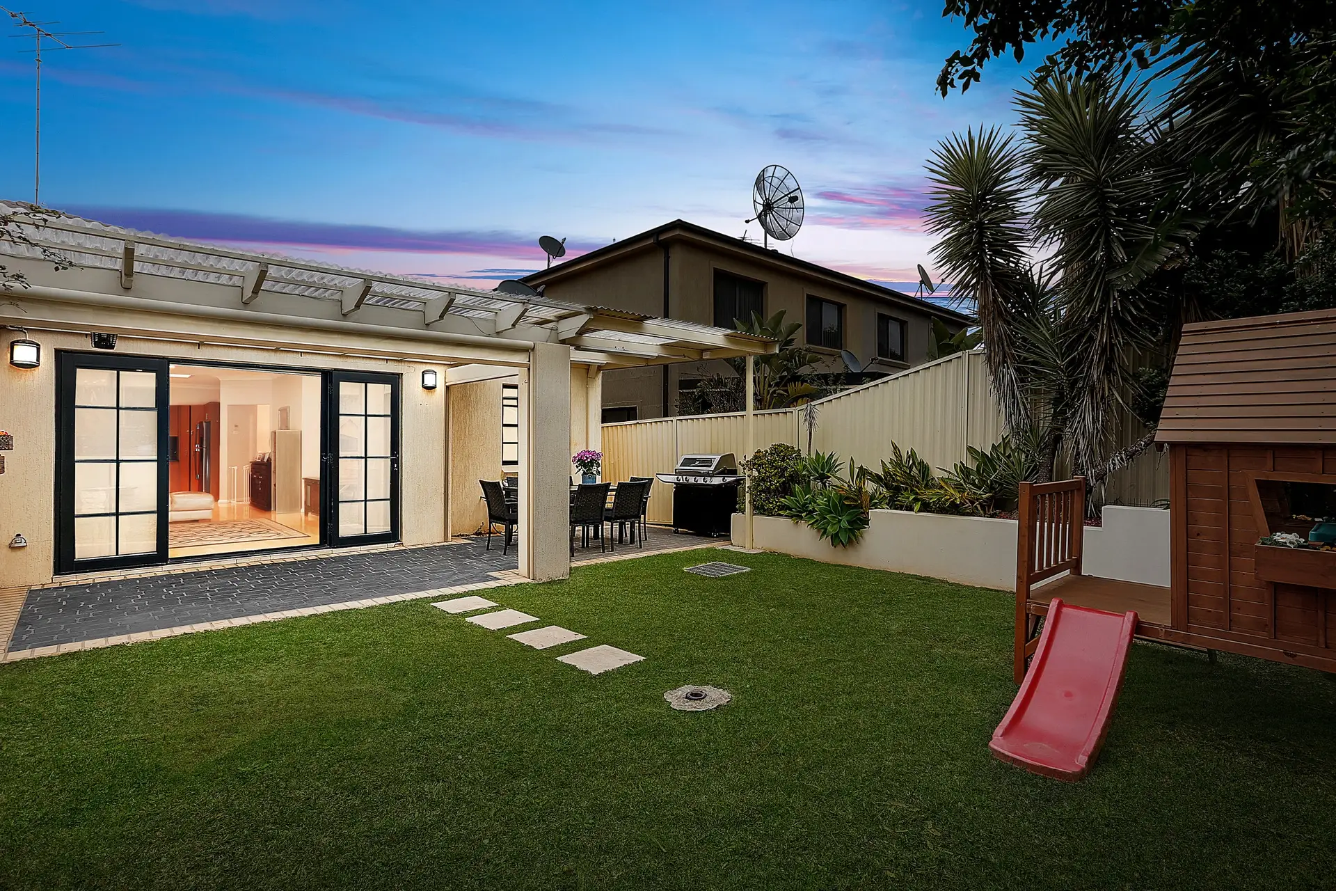 1/22 Balmoral Crescent, Georges Hall Sold by Richard Matthews Real Estate - image 3