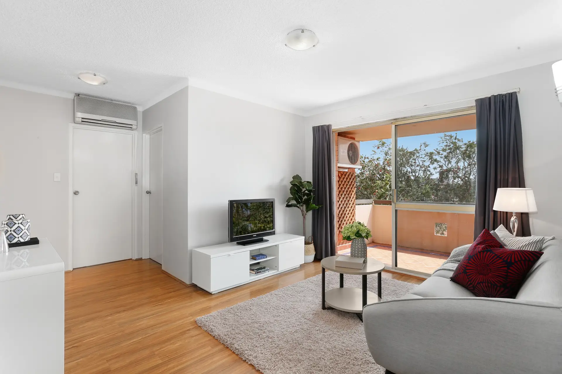 7/2a Carlyle Street, Enfield Sold by Richard Matthews Real Estate - image 1