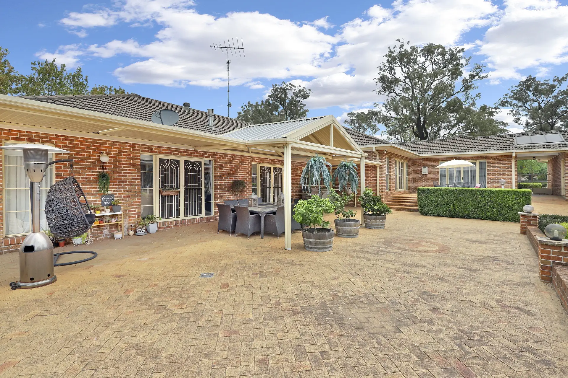 59 Barkly Drive, Windsor Downs Sold by Richard Matthews Real Estate - image 4