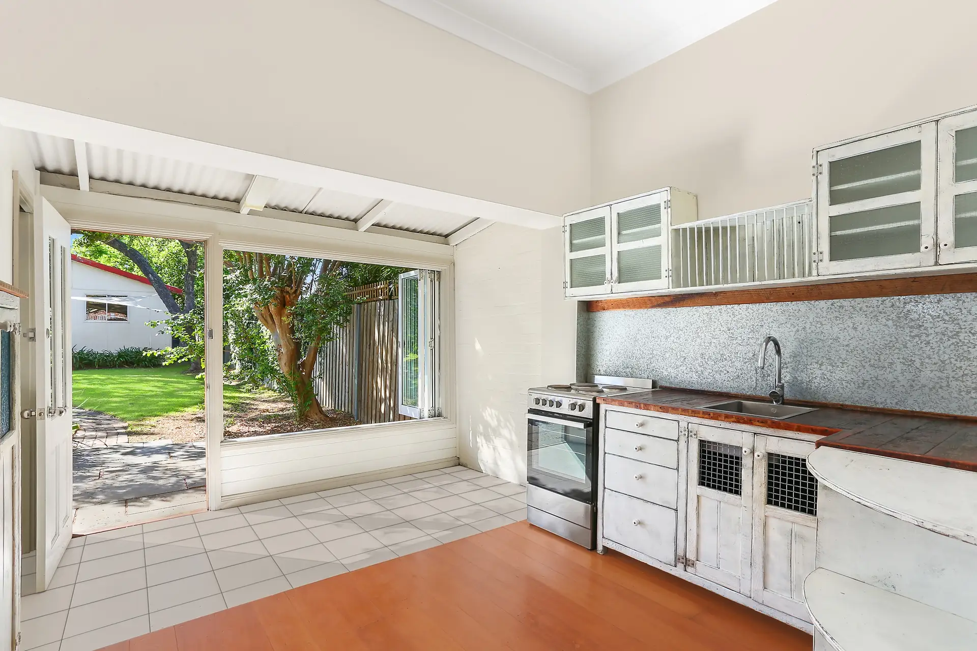 6 Carlyle Street, Enfield Sold by Richard Matthews Real Estate - image 3