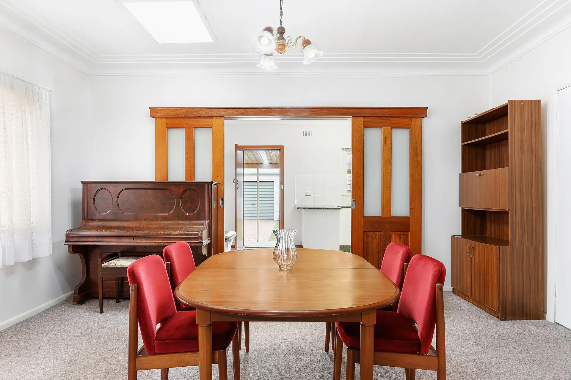 150 Flinders Road, Georges Hall Sold by Richard Matthews Real Estate - image 4