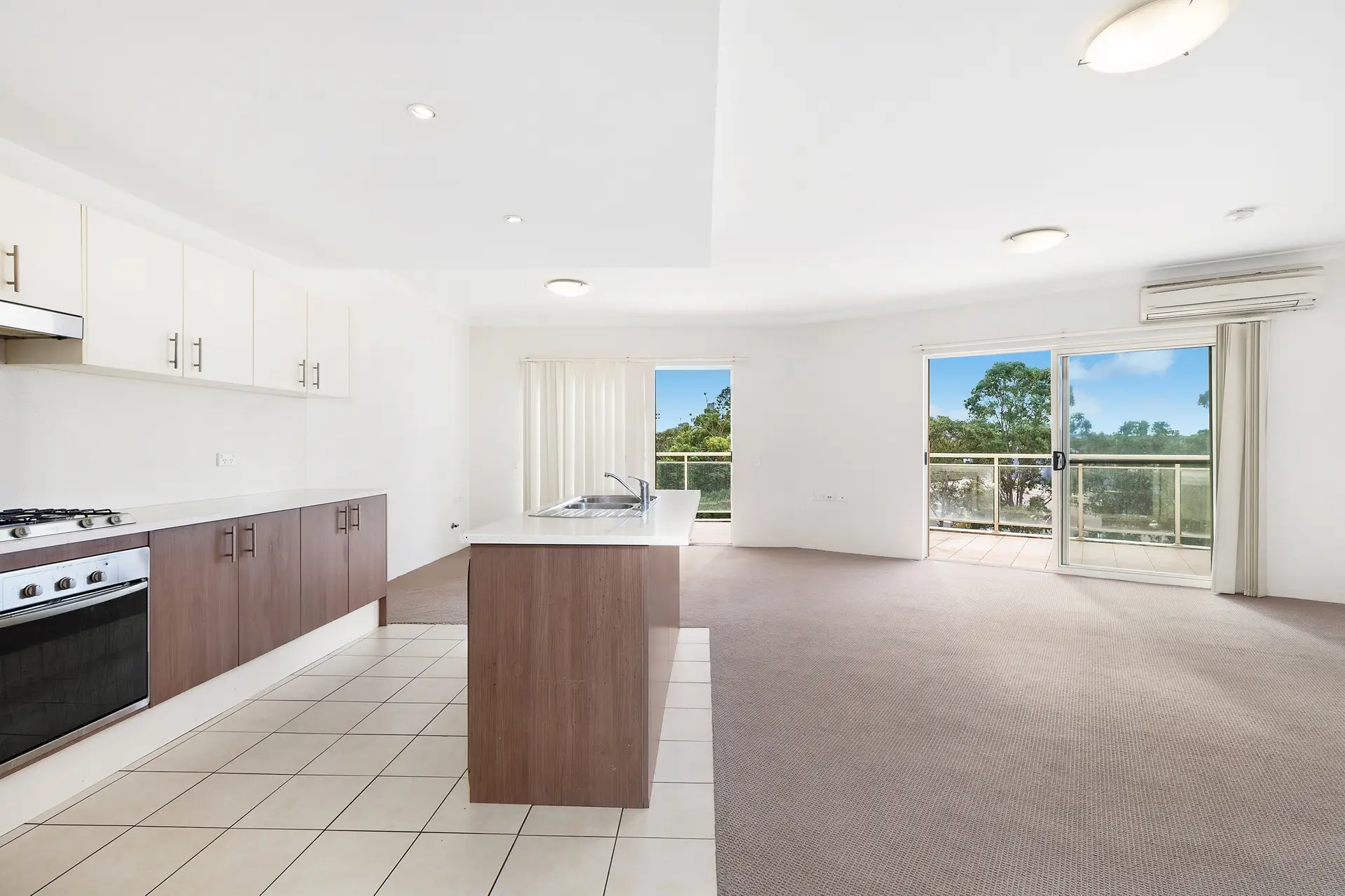 34/12-14 Benedict Court, Holroyd Sold by Richard Matthews Real Estate - image 2